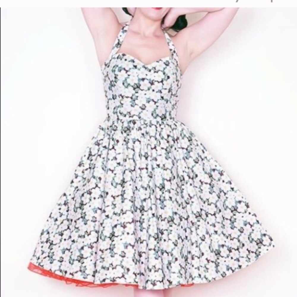 Bernie Dexter “Belle” Halter Daisy Dress